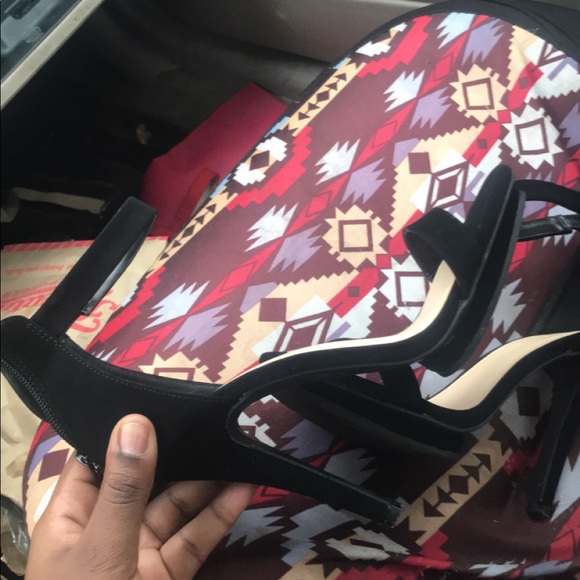 Windsor heels black - Picture 2 of 3